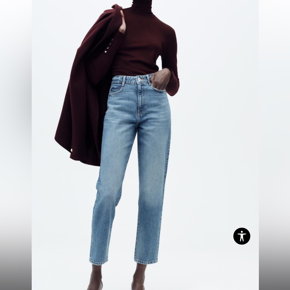 Zara Mom Fit Blue Jeans